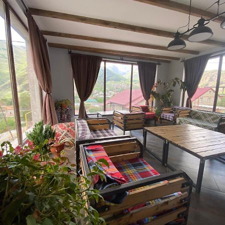 Veranda Guesthouse Kazbegi Esterno foto