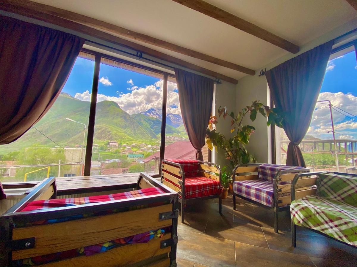 Veranda Guesthouse Kazbegi Esterno foto