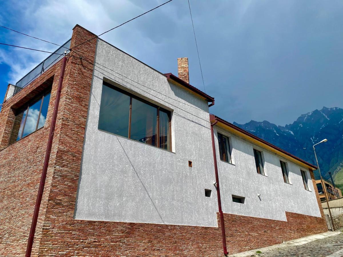 Veranda Guesthouse Kazbegi Esterno foto