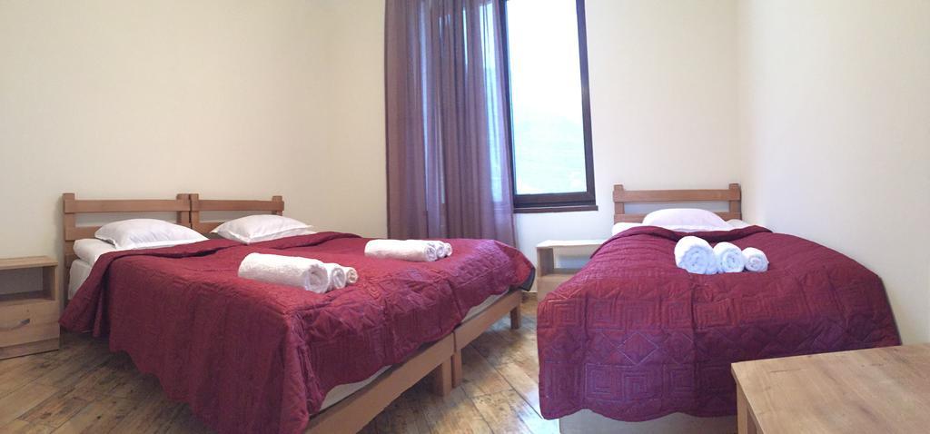 Veranda Guesthouse Kazbegi Esterno foto