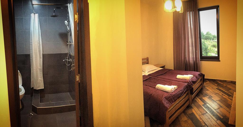 Veranda Guesthouse Kazbegi Esterno foto